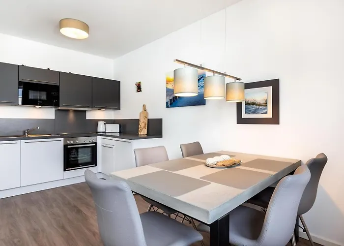 Ostseeallee Ostseeallee 5-47 4*